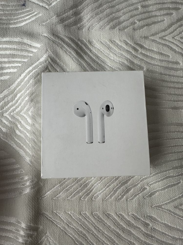 AirPods series 1