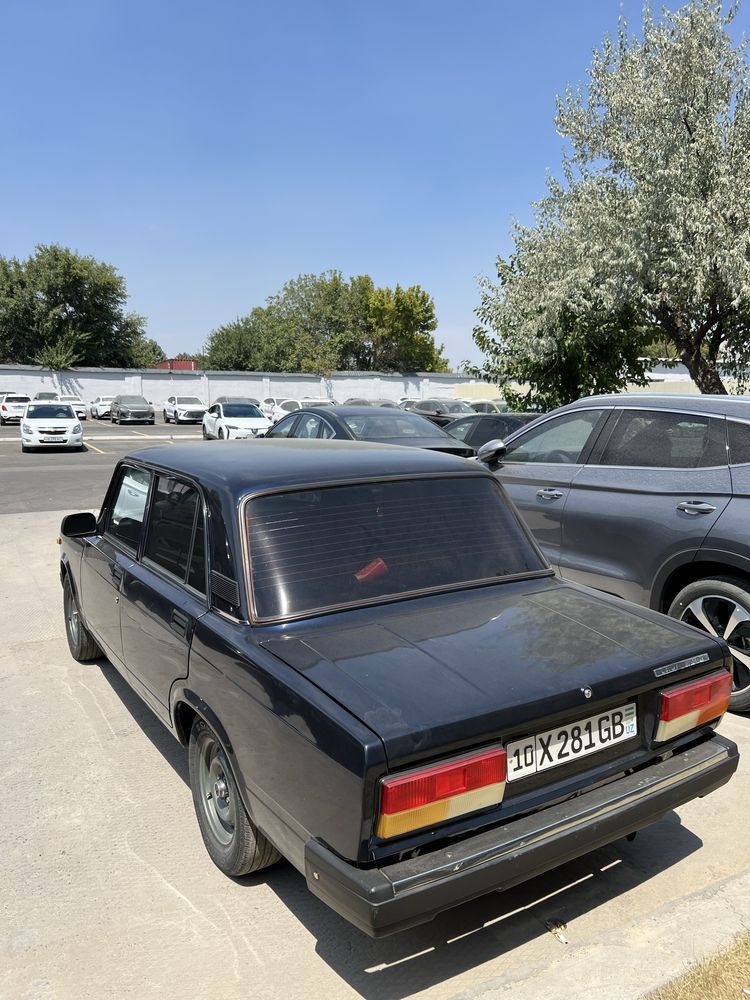 Lada 2107 yili 2012 injektor mator gazi bor
