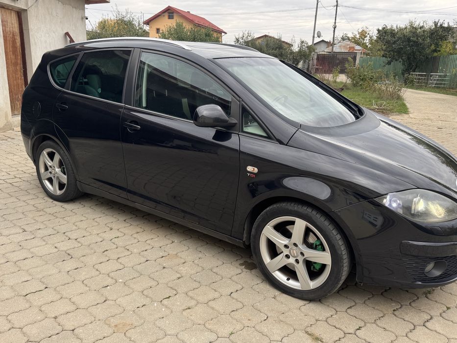 Vand Seat Altea XL 2.0 TDI 140 cai DSG Automata Xenon 2010