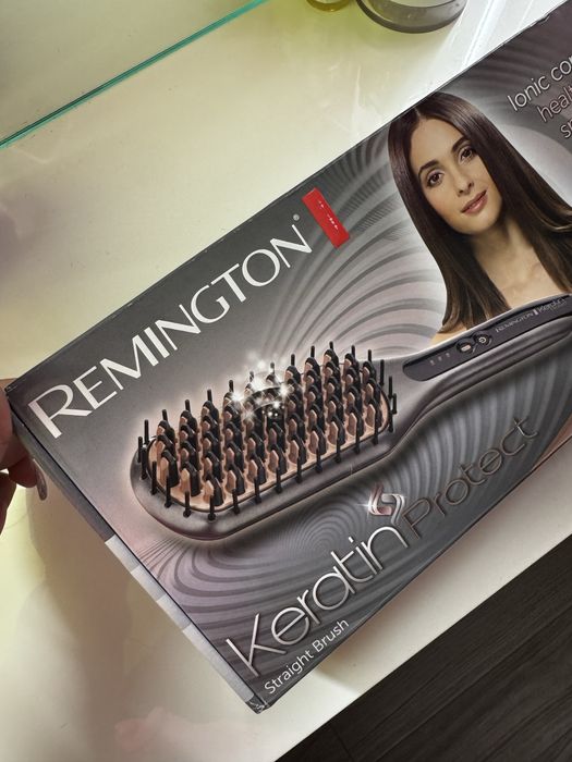 Четка за изправяне на коса Remington