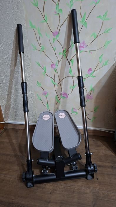 Продам степпер тренажер Interfit