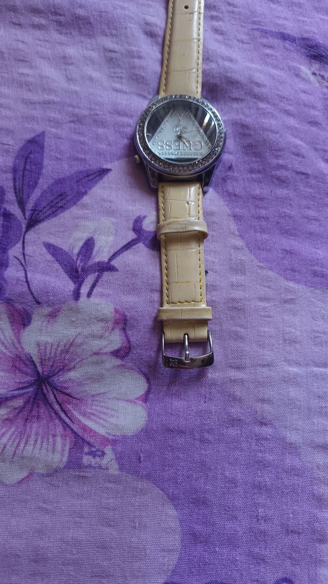Ceas guess super
In cazul in care nu rasp