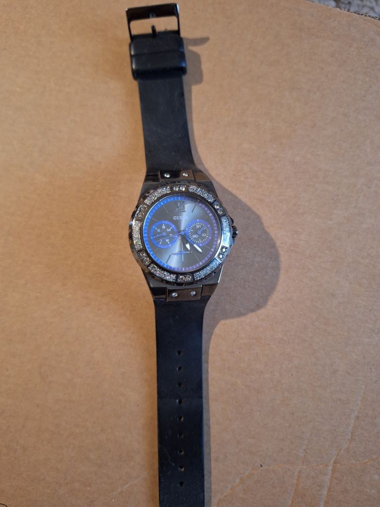 Дамски Часовник Guess w1053L8