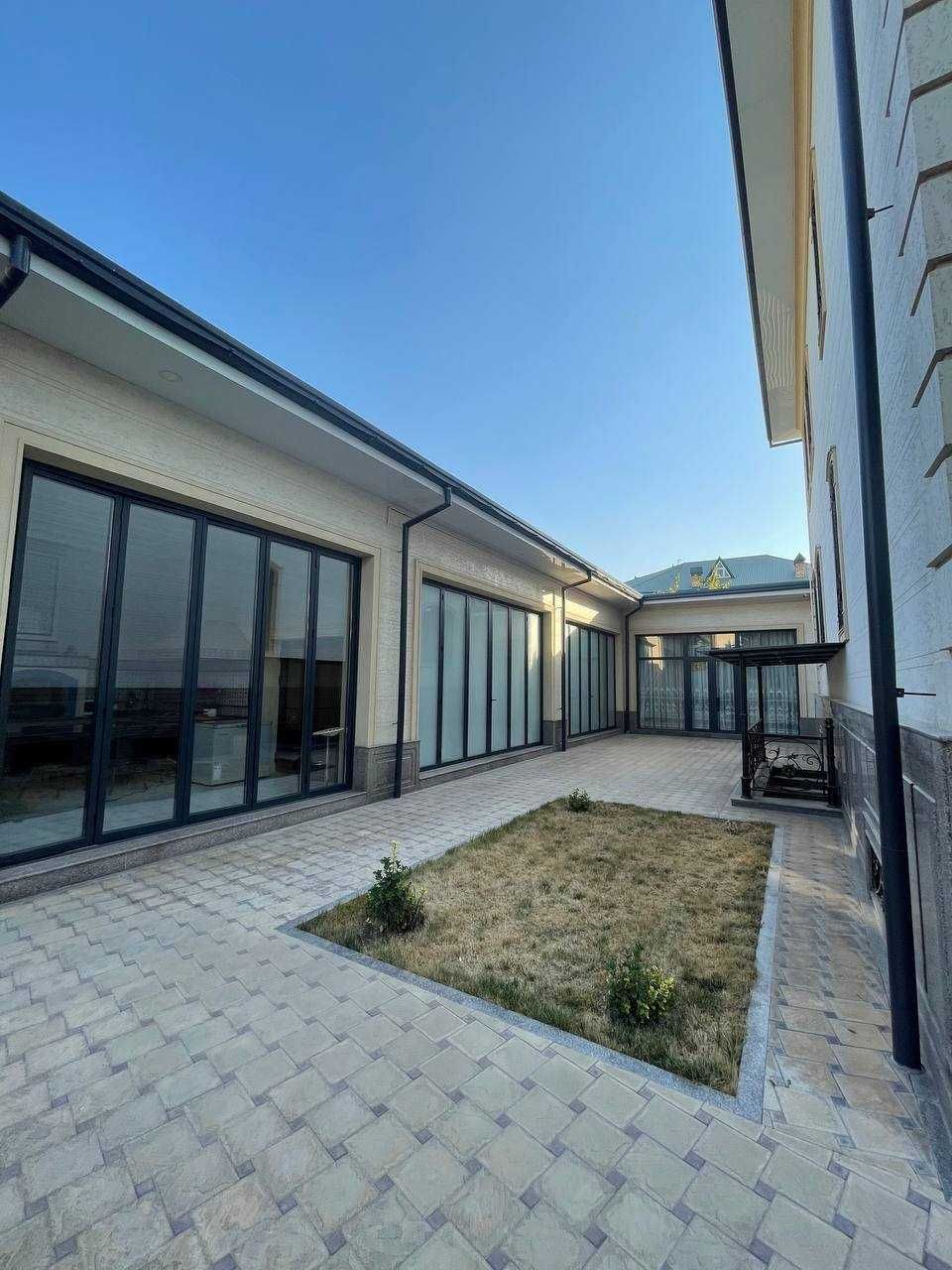 V1184 ПРОДАЕТСЯ_ДОМ на Махалля Амира Темура 10 соток 8 Комната