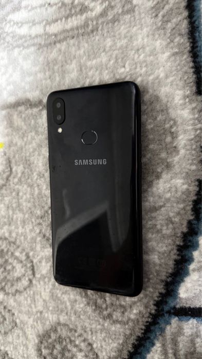 продается телефон самсунг A 10 s память