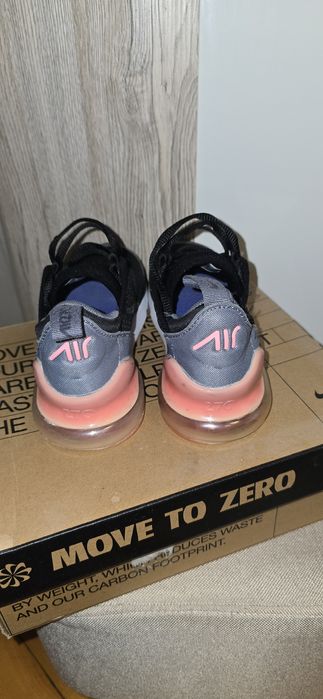 детски маратонки nike air 270