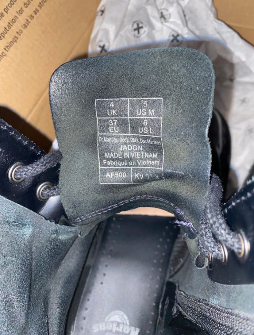 Bocanci Dr. MARTENS
