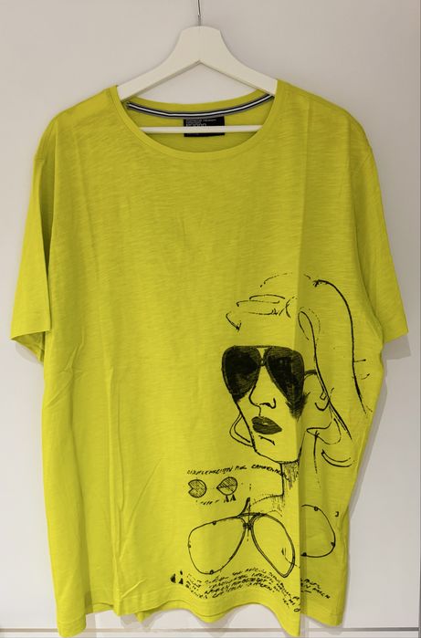 Дамски и мъжки тениски