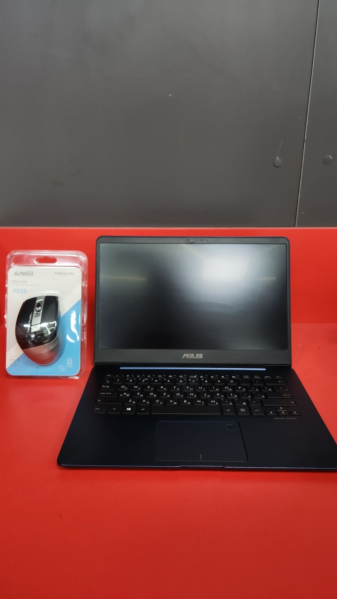 Ноутбук Asus i7 состояние жаксы