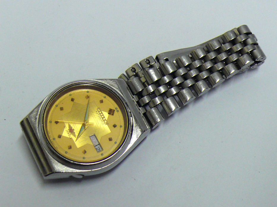 Автоматичен CITIZEN Мъжки ръчен часовник, работещ с Ден/Дата