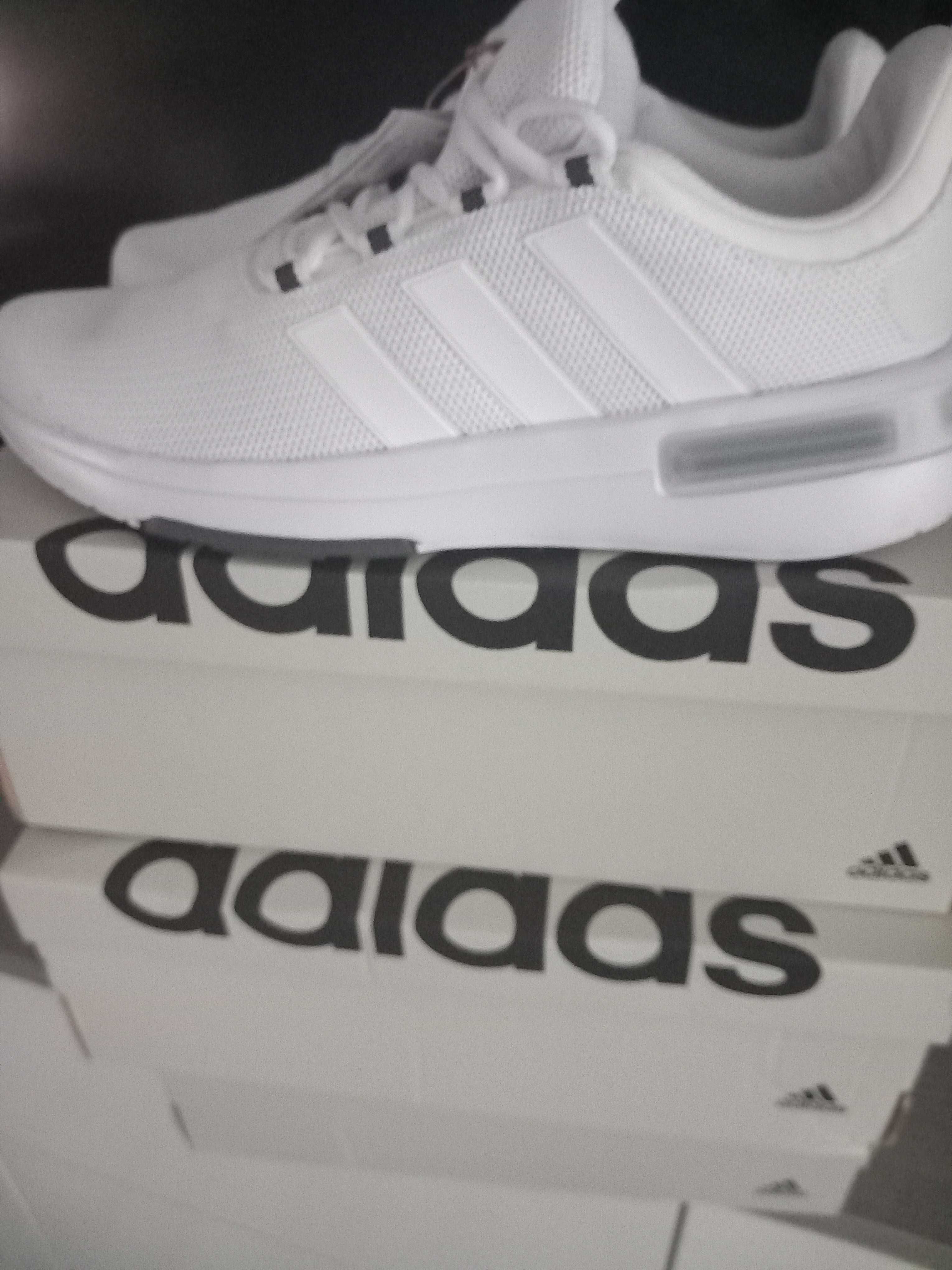 Adidas,Le Coq Sportif,Nike