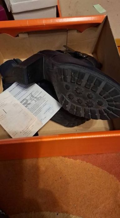 Ghete-botine din piele