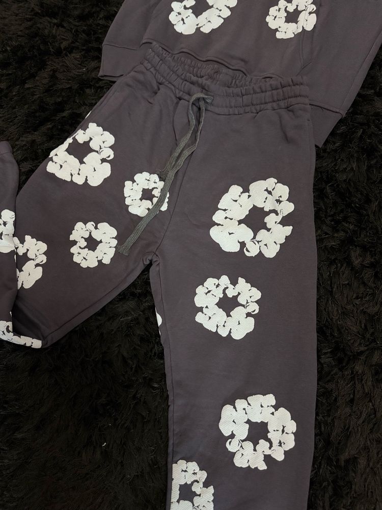 Trening DENIM TEARS Premium ieftin !OFERTA!