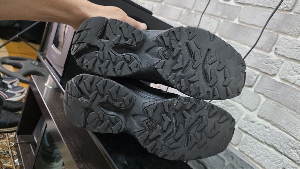 Оригинальные кроссовки Salomon