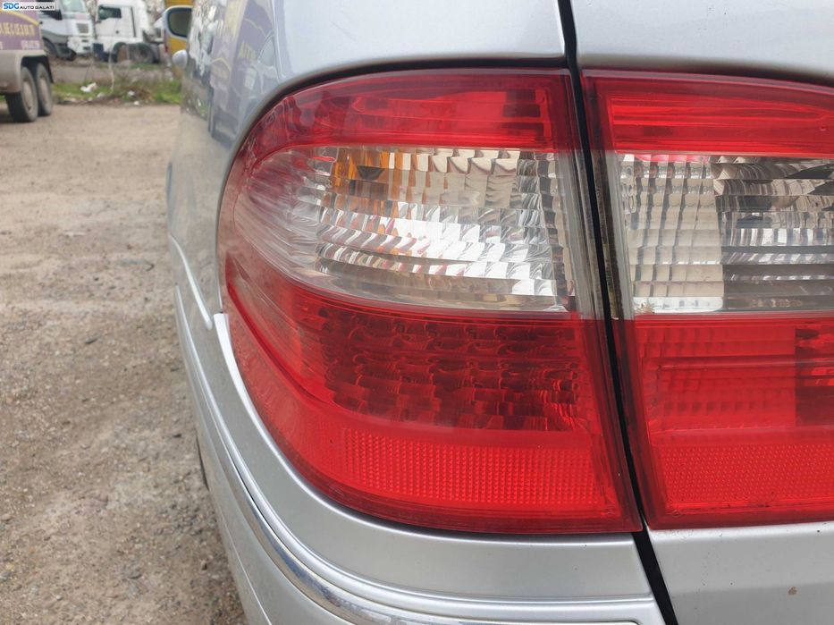 Stop Tripla Lampa Stanga de pe Caroserie Mercedes Clasa E Class W211 NFL Non Facelift Break Combi 2002 - 2006 [K3457]