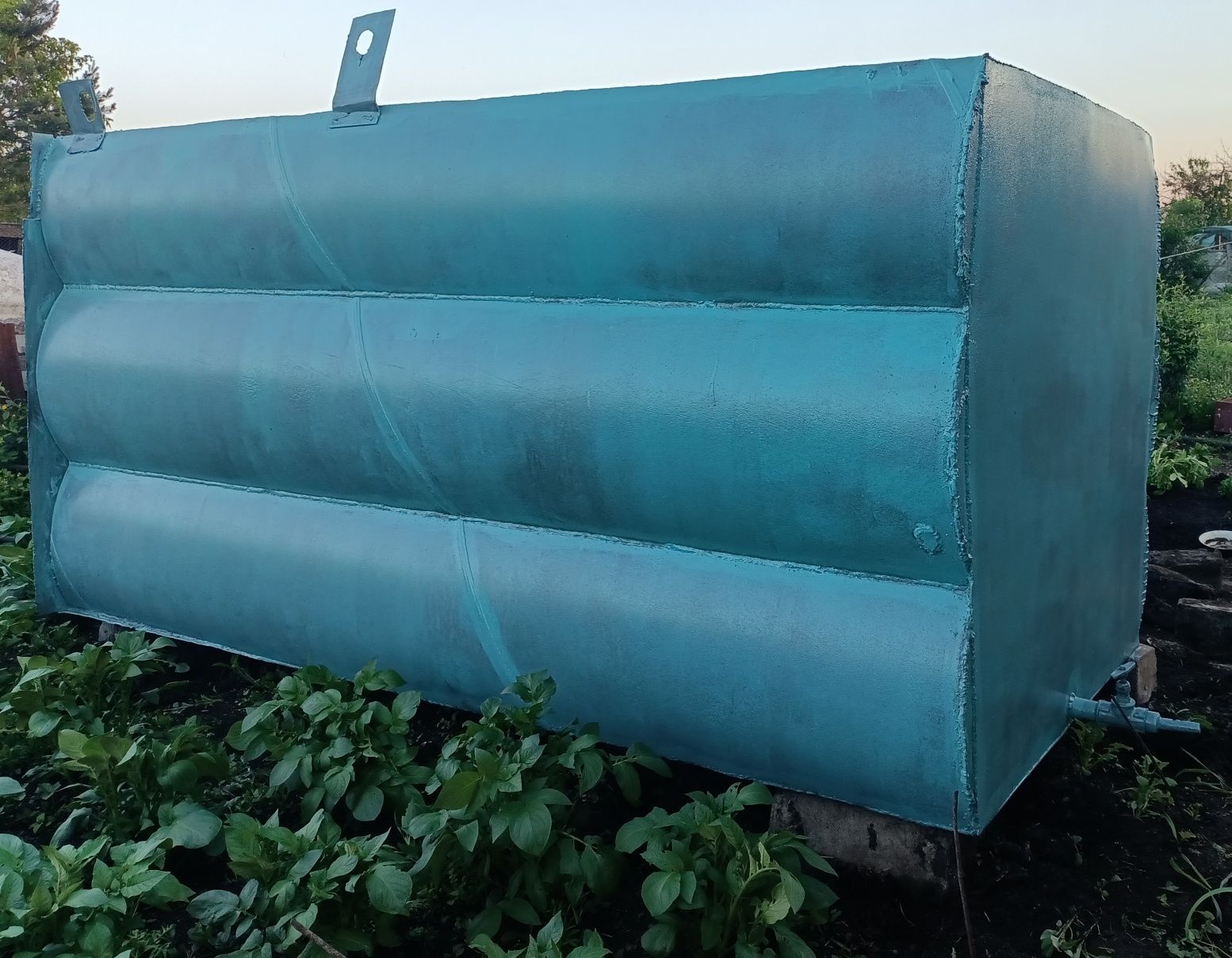 Срочно продам отличную толстостенную цистерну (V 8000 л,
Размеры 163*1