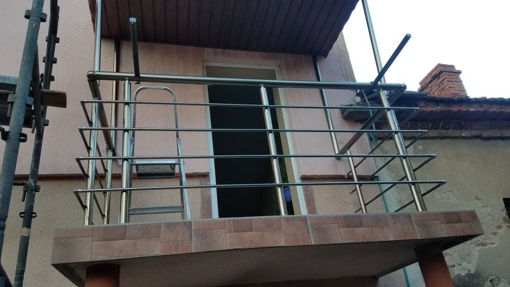 Inox иноксов простор за дрехи.алуминиев парапет prostor.balkon.балкон.