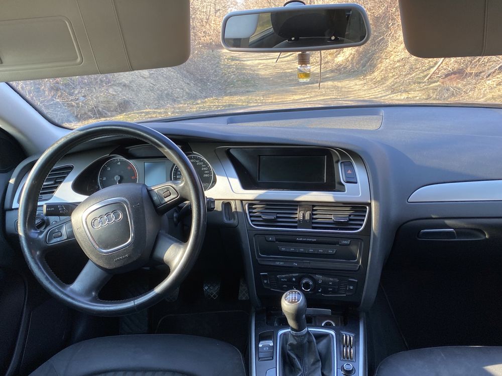 Vand sau Schimb  Audi A4 B8 2009