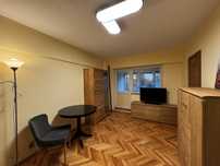 Garsoniera mare Centrul Civic 43mp renovata acum- proprietar