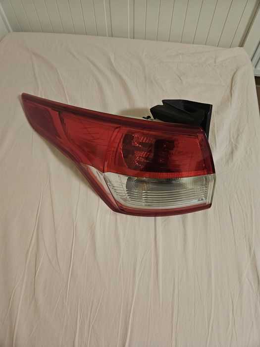 Vand stop tripla lampa spate stanga ( original Ford ) FORD KUGA 2013-2