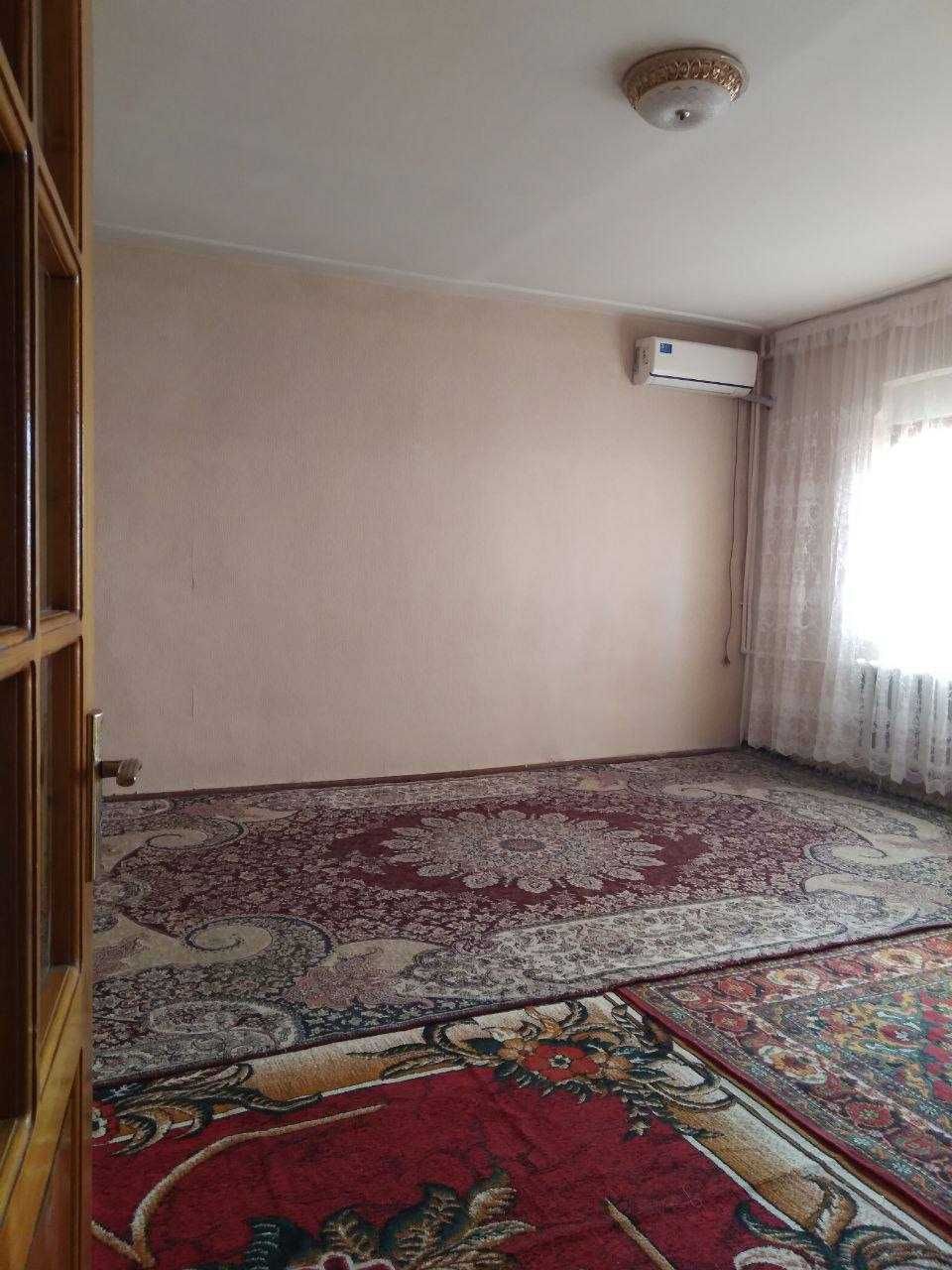 Продается 1 комнатная квартира на Кадышева, Яшнабад метро