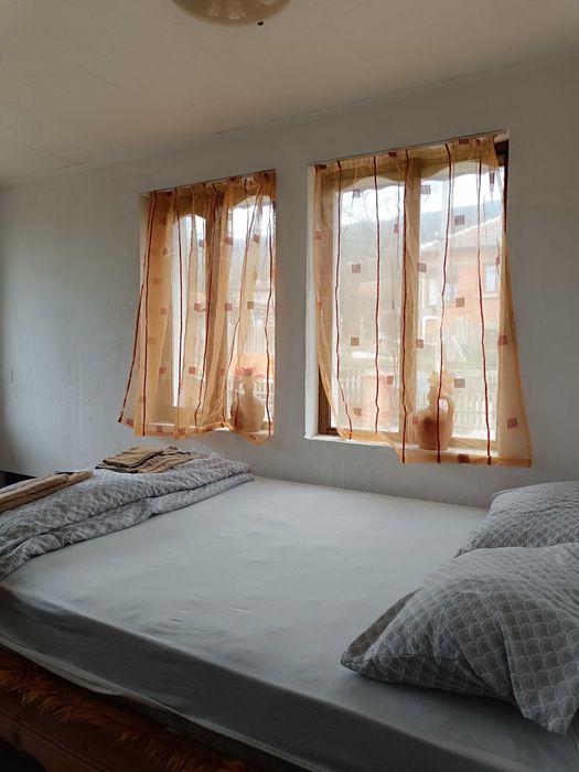 Дава се под наем Къща в Бургас, Пристанище Бургас - 170 кв.м за 183.6 € - Снимка #16