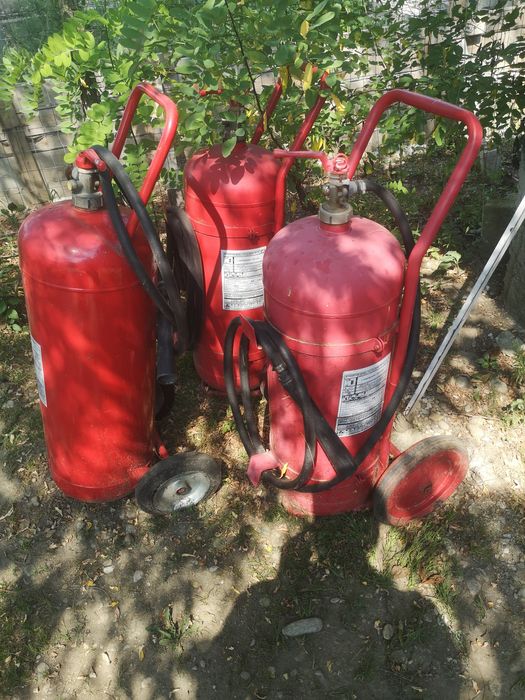 Stingător cu pulbere p50 butelie compresor nebulizator spuma sablat