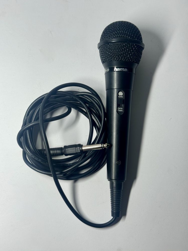 Динамичен микрофон Hama DM-20 с кабел