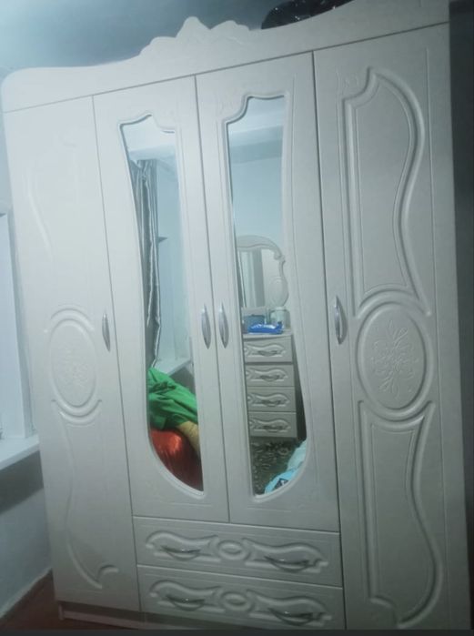 Спальный гаринитур в идеальном состояний