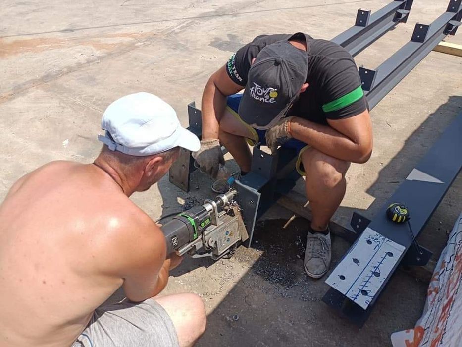 Construim hale metalice