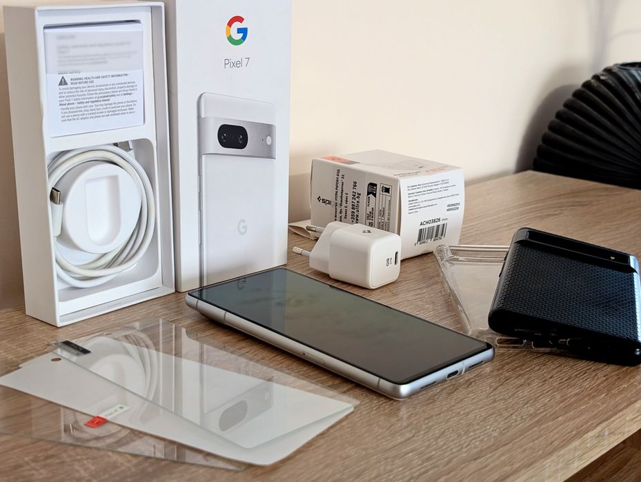 Google Pixel 7 - пълен комплект