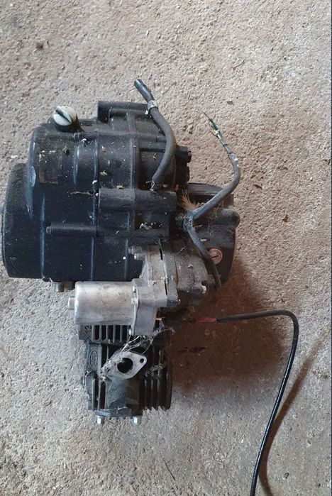 Vând motor de atv 125cc in stare perfectă