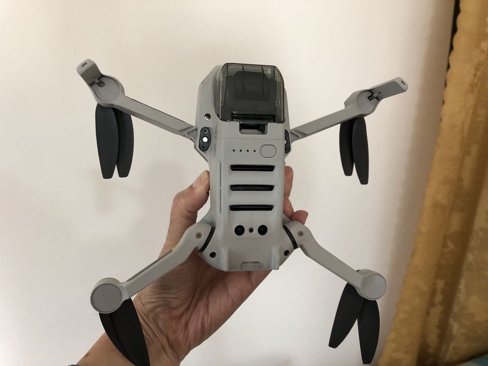 Drona Dji Mini 2 Fly More Combo