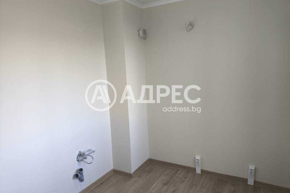 Продава се Тристаен апартамент в Разград, Орел - 76 кв.м за 1094 €/кв.м - Снимка #5