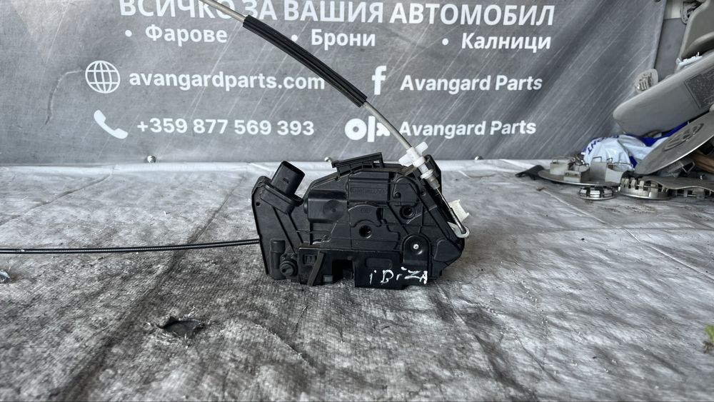 Seat Ibiza 2008- брава за задна лява врата