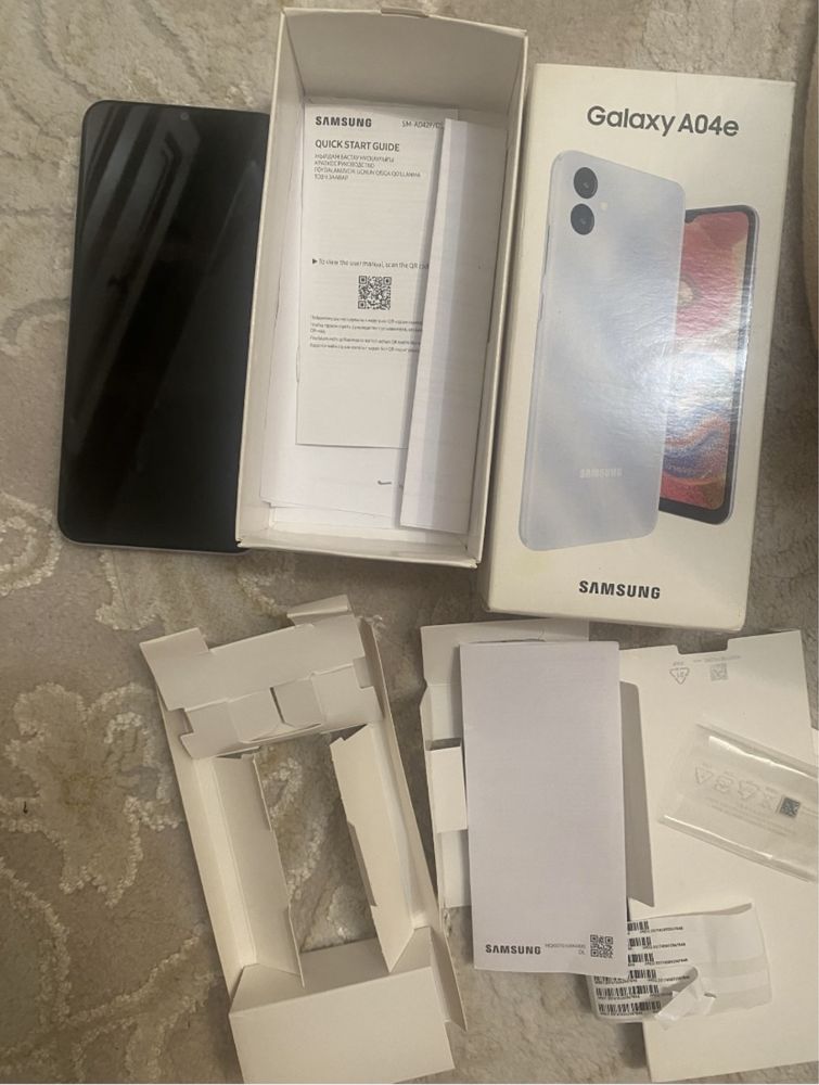 Samsung galaxy A04 в отличном состоянии,не пользовались