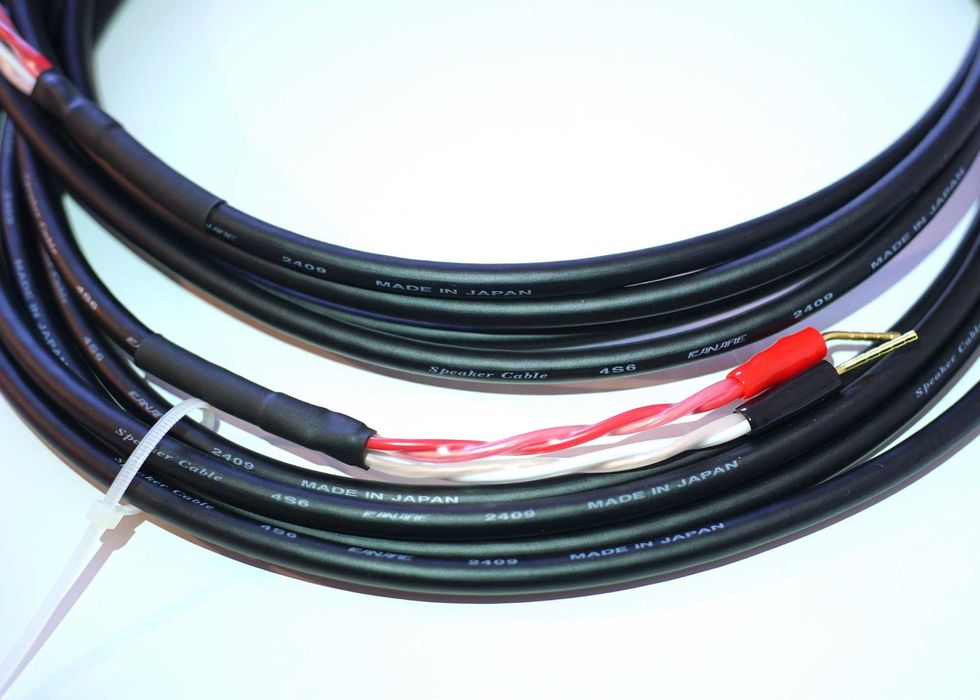 Canare Japan - Cabluri audio boxe 3m lungime mufe PIN, QUAD
