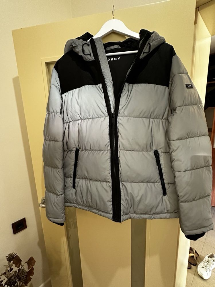 Зимно яке DKNY