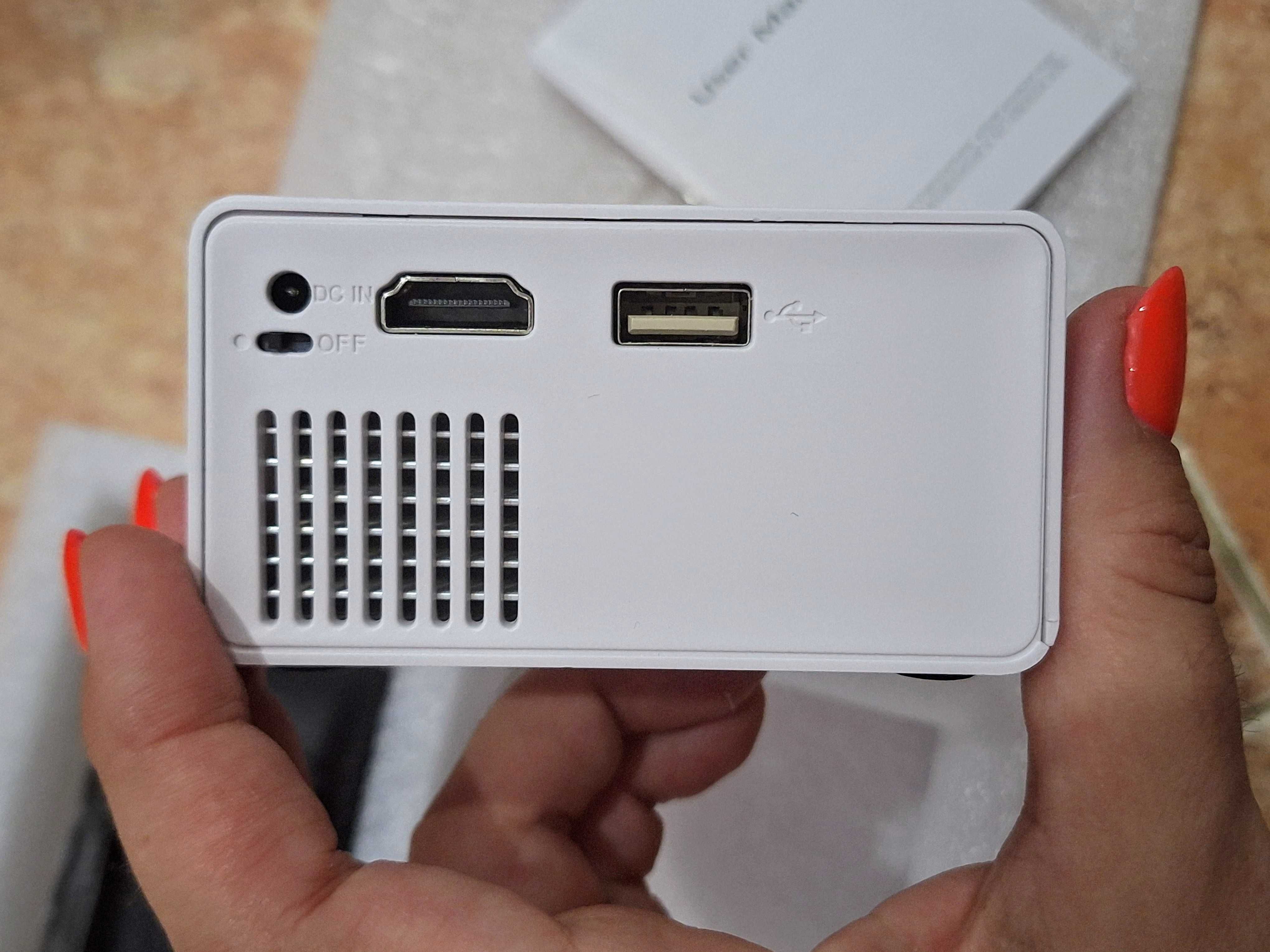 Нов YG300 Мини LED видео проектор/домашно кино/HDMI/USB/дистанционно