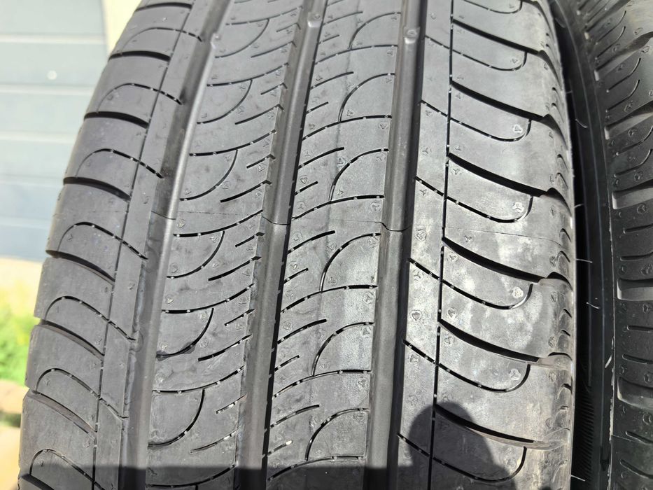 215/60/17 С Гудиур ДОТ 2019 г - Чисто нови ! Бусови !