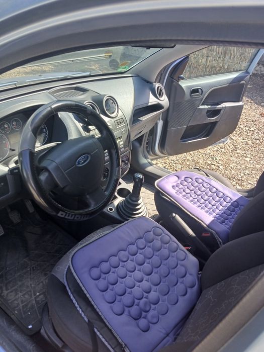 Ford Fiesta 2006 1.4 benzina 75 CP