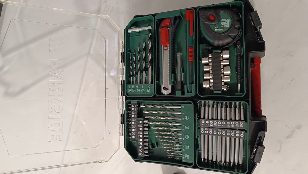 SET complet scule/filetanta Parkside+ bonus lanternă NOU