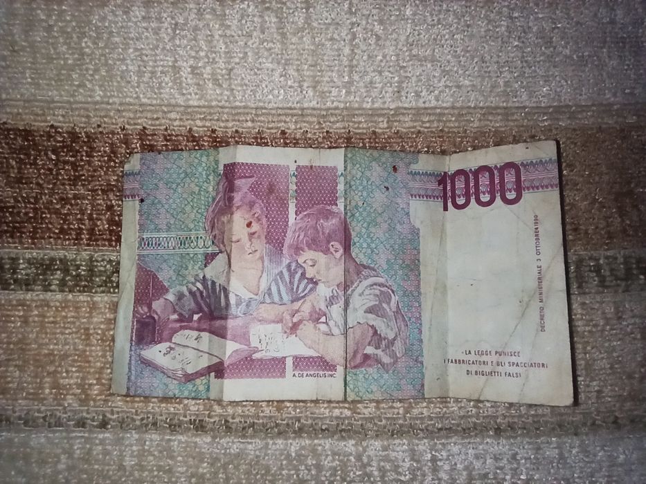 vând bancnotă 1000 lire italiene din anul 1990 pentru colecționari