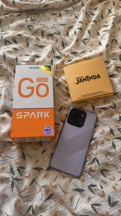 Продам телефон Tecno spark