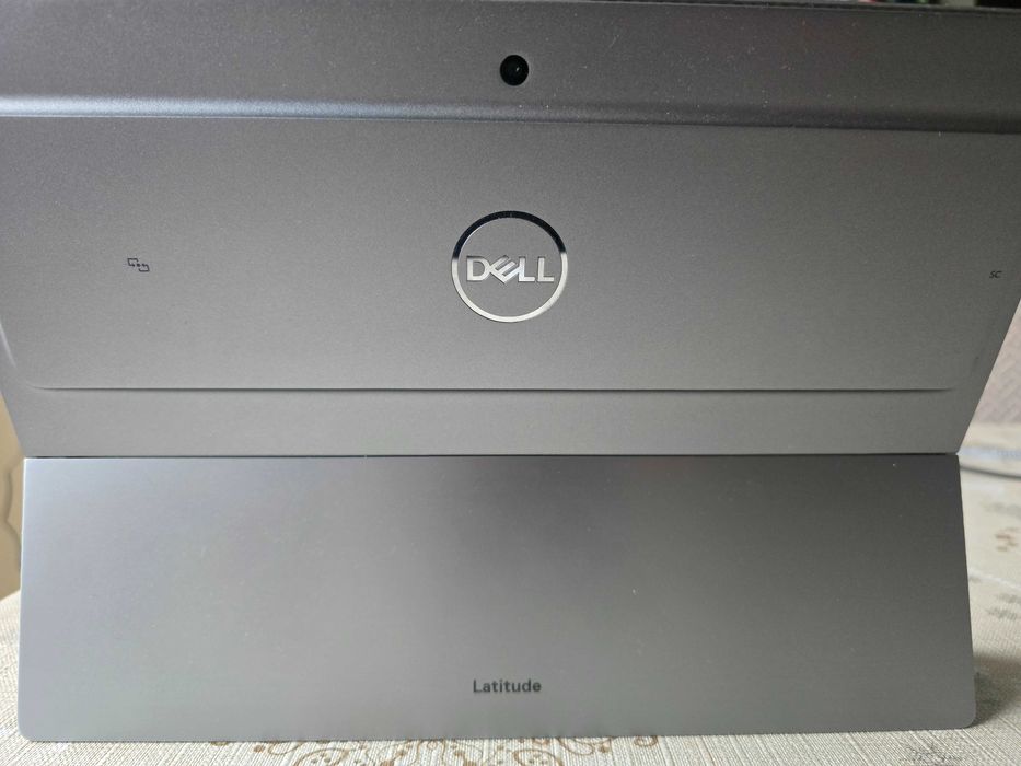 BLACK FRIDAY Dell Latitude 7320 2in1 LTE eSIM Tablet EN-KB Stylus FPT