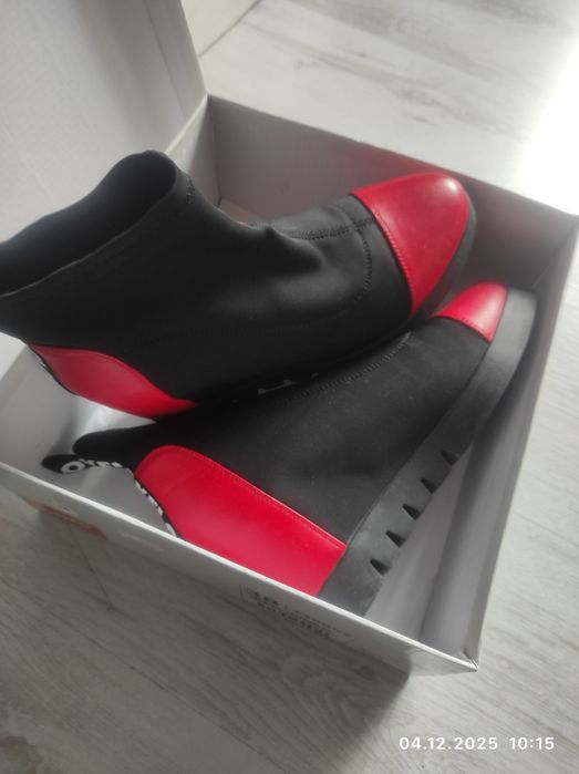 Ботуши с платформа