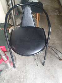 Офисные стулья продам
