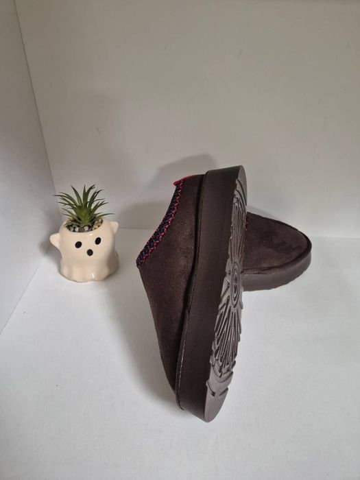 Papuci Ugg tazz maro