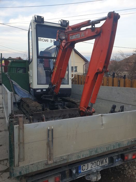 Execuție Lucrari l cu Escavator de 1.7 tone,canalizări,pluviale,fose
