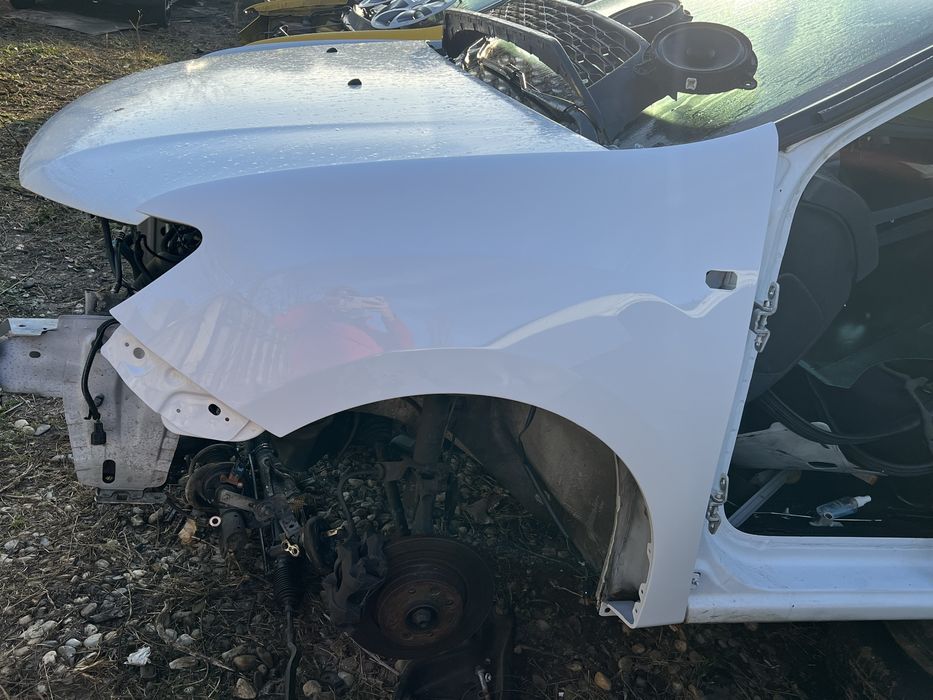 Aripa Dacia Logan Sandero MCV 2013-2020